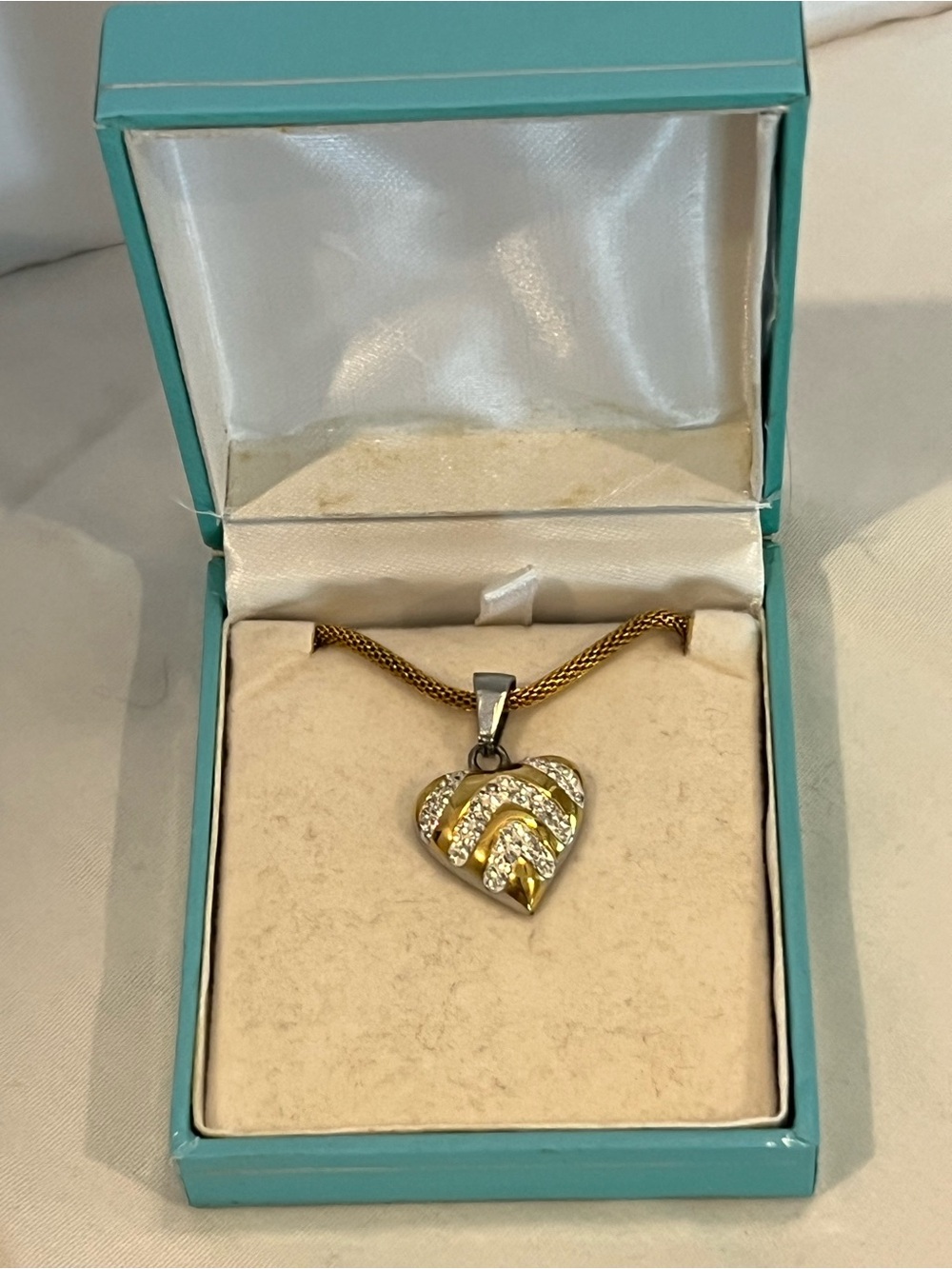 Heart Necklace - Picture 4 of 5